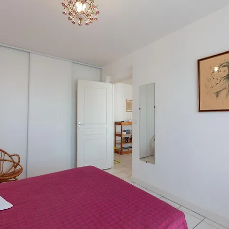 Le Domino By Interhome Lejlighed